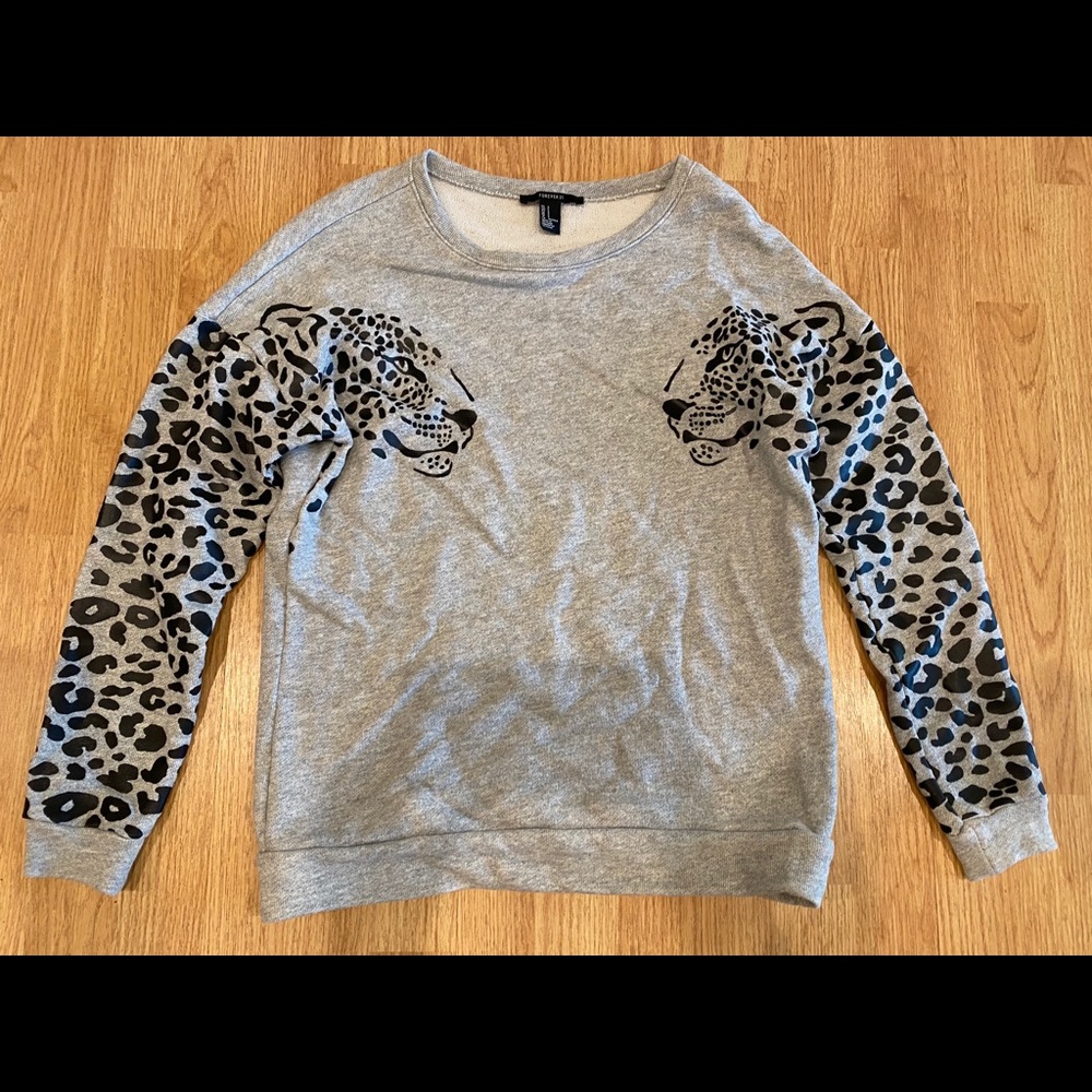 Gray sweatshirt